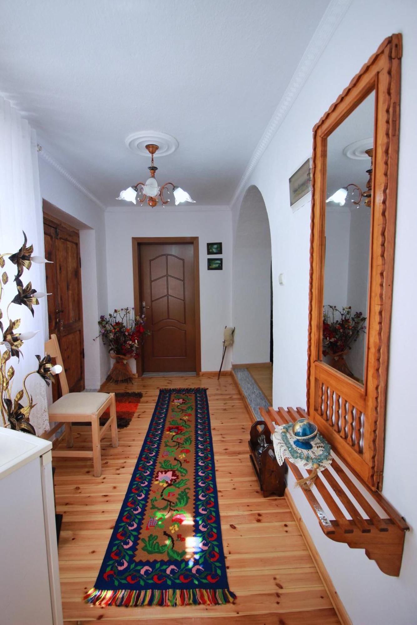 Guest House Denis Gjirokastër Exteriör bild